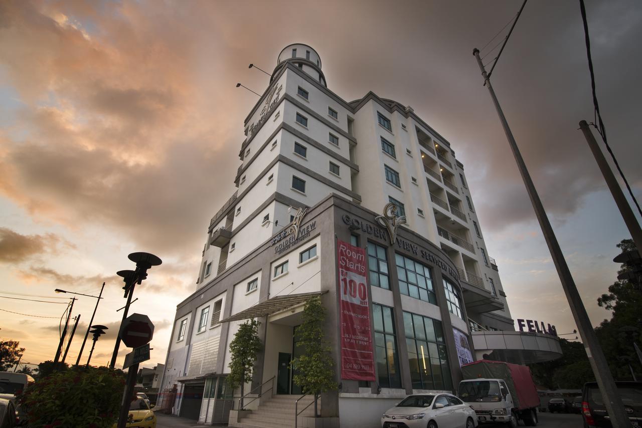 Golden View Serviced Apartments Tanjung Tokong Экстерьер фото